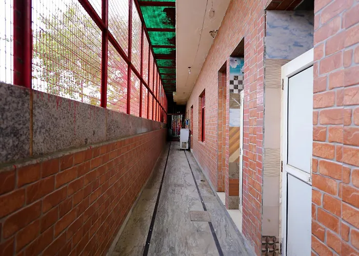 Omji Ashram - Kishori Kripa Dham