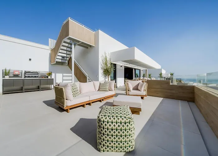 Duplex Penthouse Rooftop Jacuzzi Terrace Views