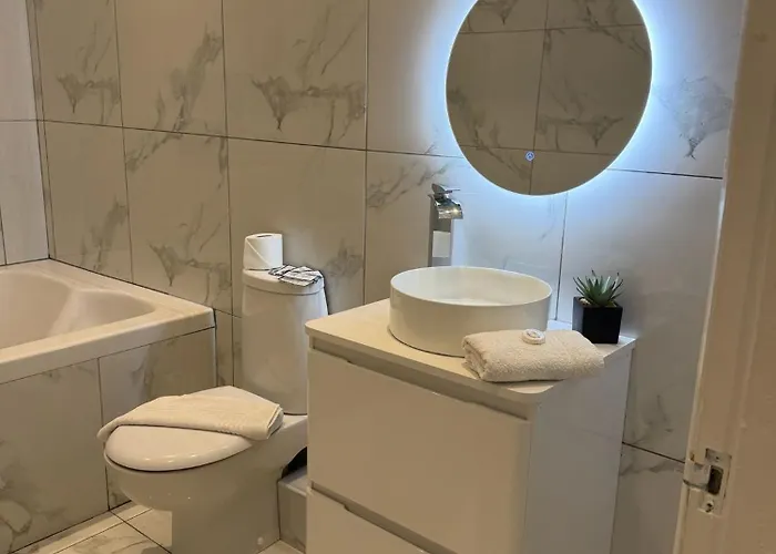 Alexander'S Luxury Rooms All En-Suite, 1 Apartment With Spa Bath