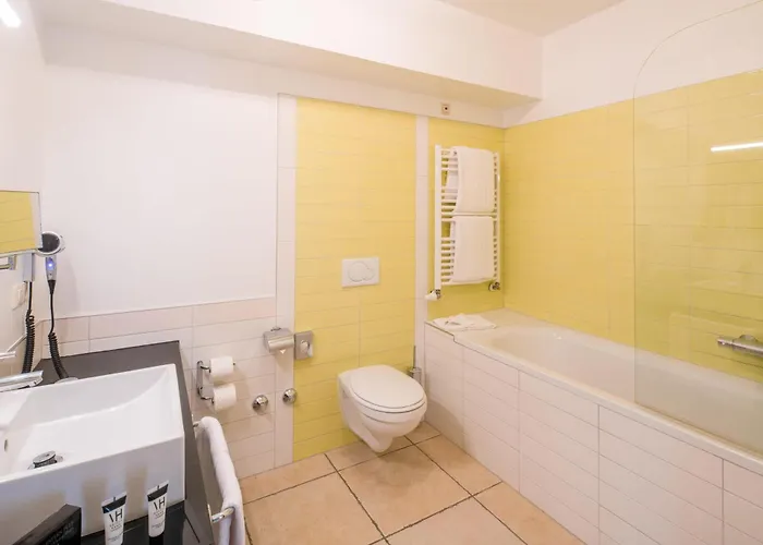 Best Western Plus Grand Hotel Victor Hugo