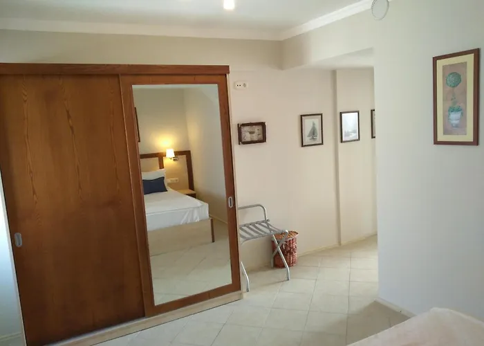 Uzhan Beach Hotel