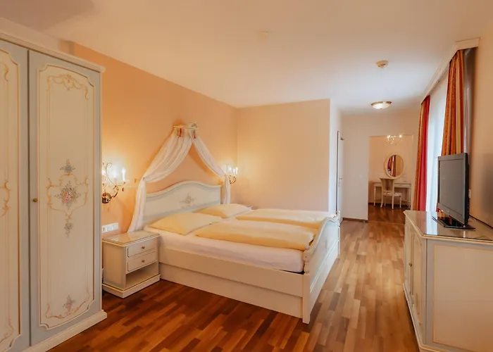 Schloessl Hotel Kindl (Adults Only)