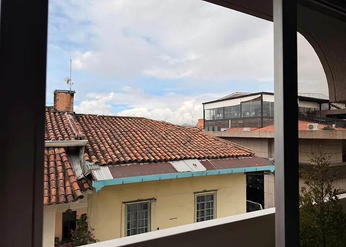 Hotel Santa Monica Cuenca