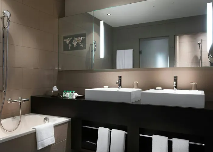Renaissance Zurich Tower Hotel
