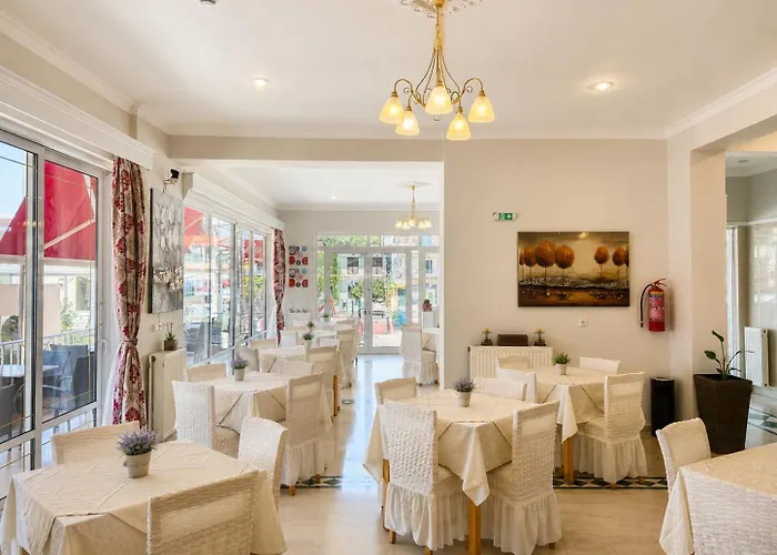 Brati II Beach Hotel