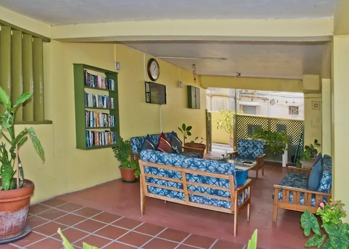 Dover Beach Hotel