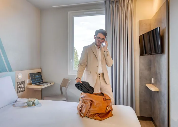 Ibis Budget Orly Chevilly Tram 7