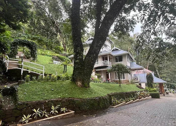 Violet Woods Hotel Munnar
