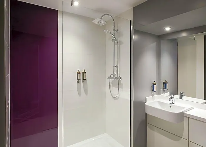 Premier Inn Lincoln City Centre