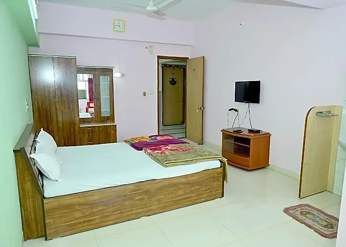 Hotel Sarang Lodging And Boarding