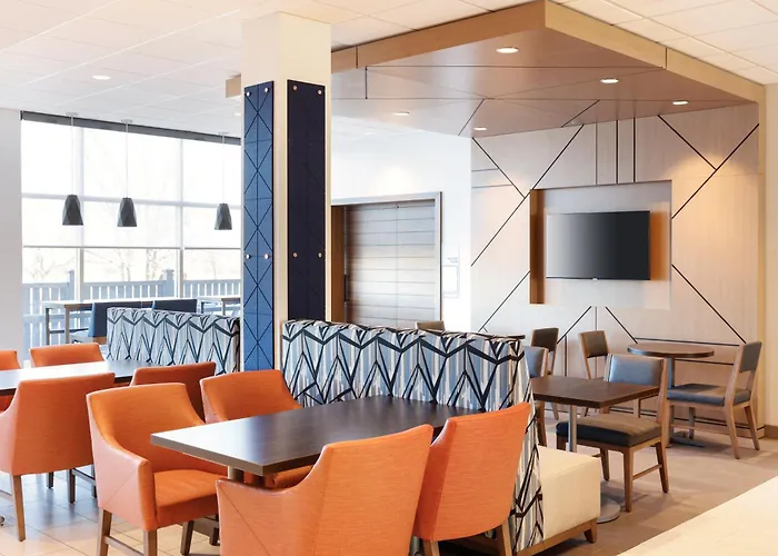 Holiday Inn Express & Suites Sarasota Bradenton By Ihg