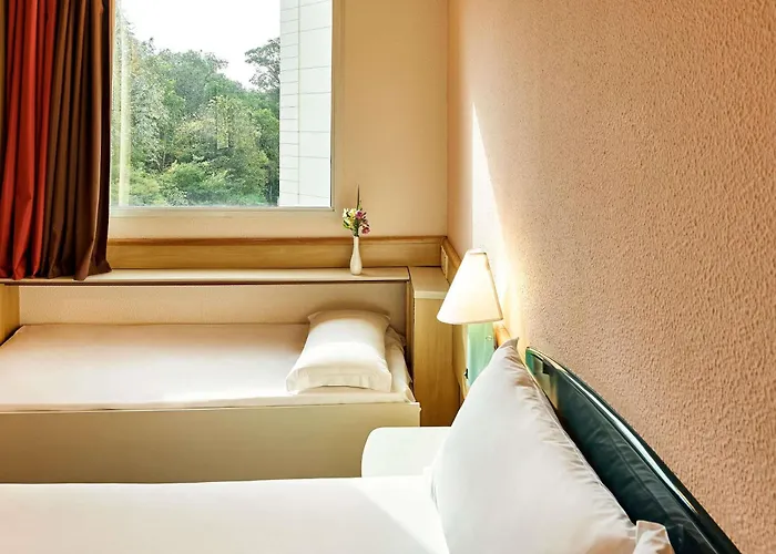 Ibis Santo Andre - Hotel Na Av Industrial E Perto Do Grand Plaza