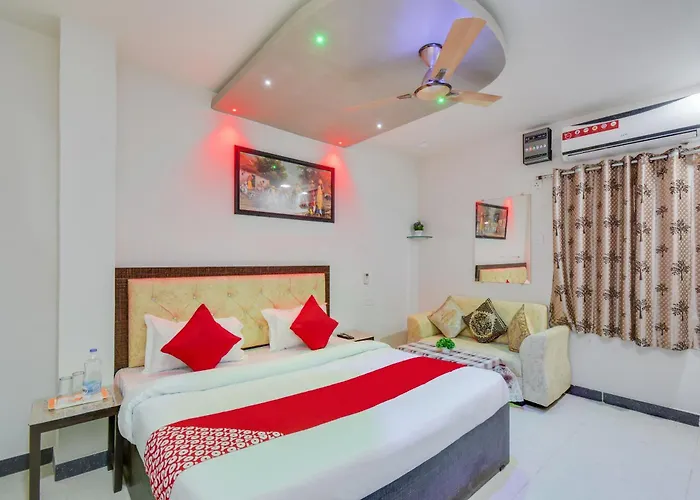 Hotel O Royal