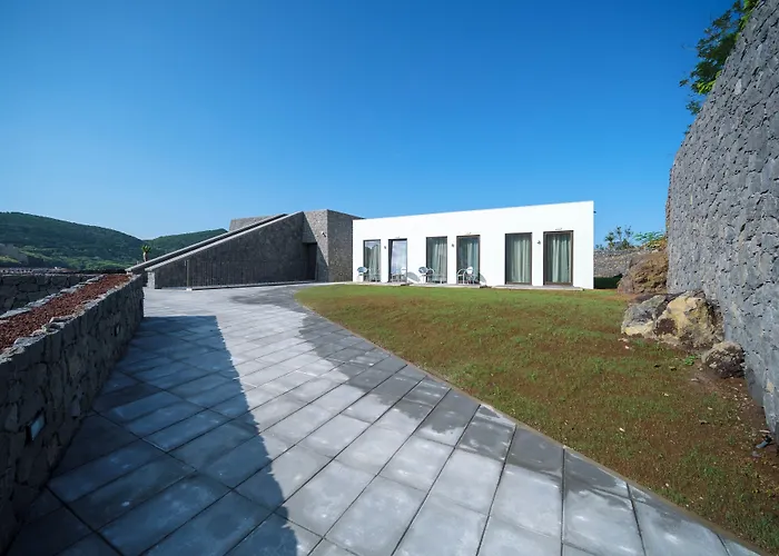 Azores Book Hotel