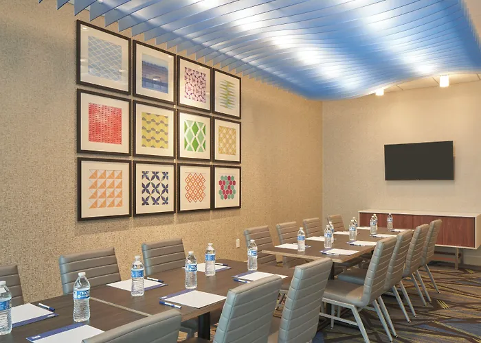 Holiday Inn Express Doral Miami By Ihg