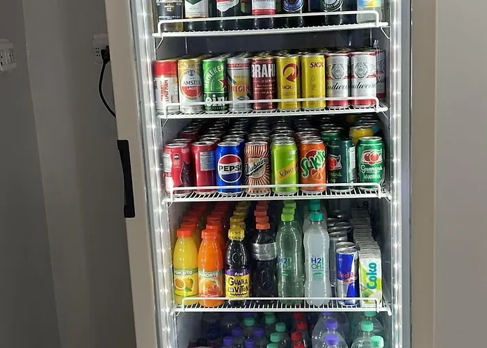 Hotel Ellos - Estacionamento e Café da Manhã Incluso