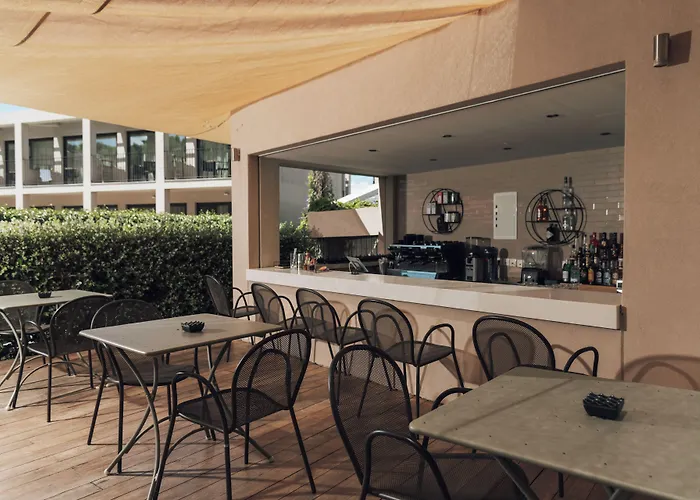 New Beach Hotel