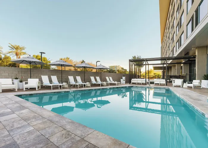 Ac Hotel By Marriott Scottsdale North