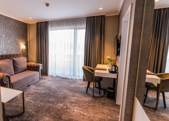 Hotel Aventus