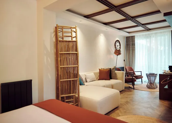 Parmos Otel