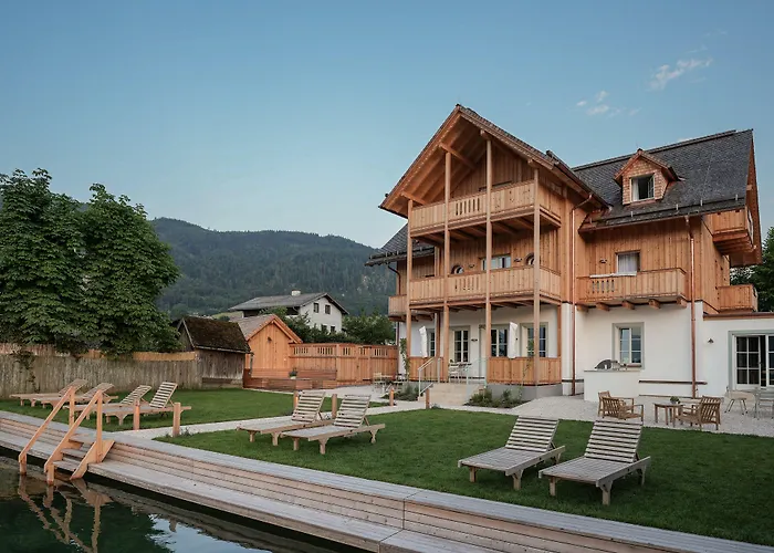 Villa Alma - a lakeside Boutique Hotel