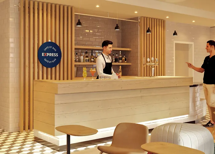 Holiday Inn Express - Marne-La-Vallee Val D'Europe By Ihg