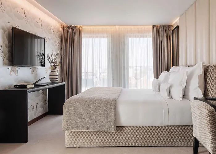 Wine & Books Porto Hotel - Small Luxury Hotels Of The World