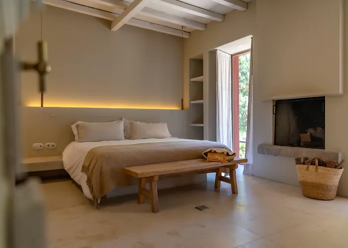 Luz Culinary Wine Lodge
