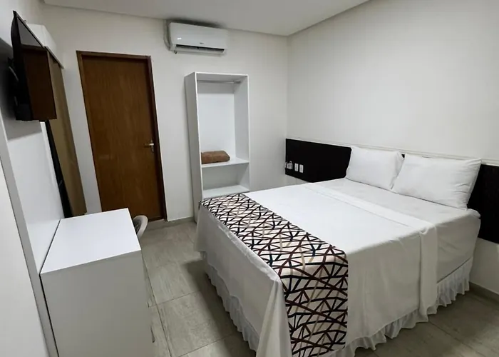 Lacazzona Hotel