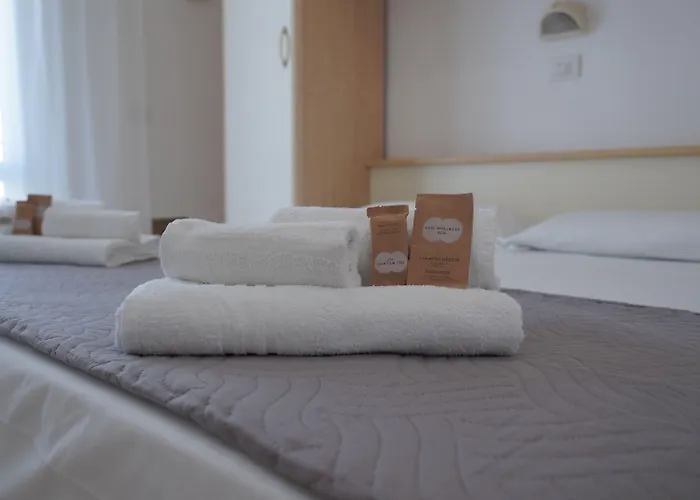 Lively Hotel