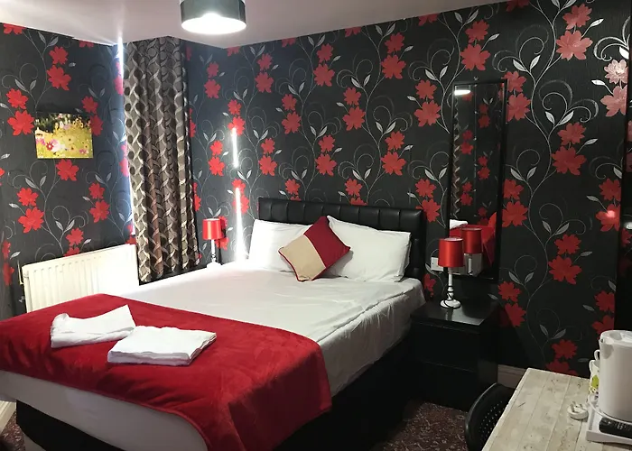Pacific Inn London Heathrow