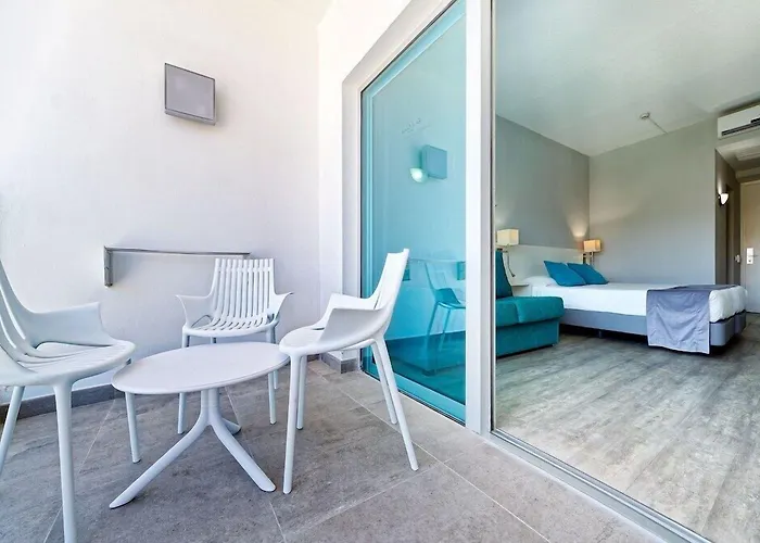 Hotel Caserio