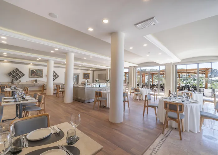 Elementa Boutique Hotel - Adults Friendly