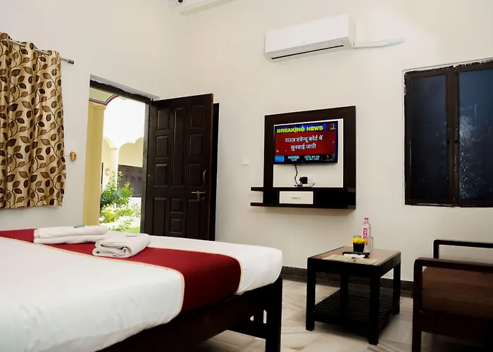 Hotel Everest