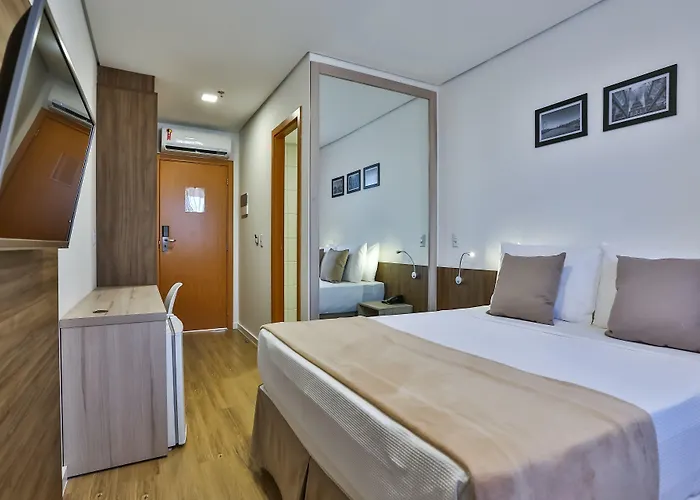 Nobile Inn London Anápolis