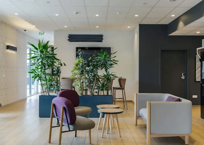 B&B Hotel Thionville Centre Gare 3 Etoiles