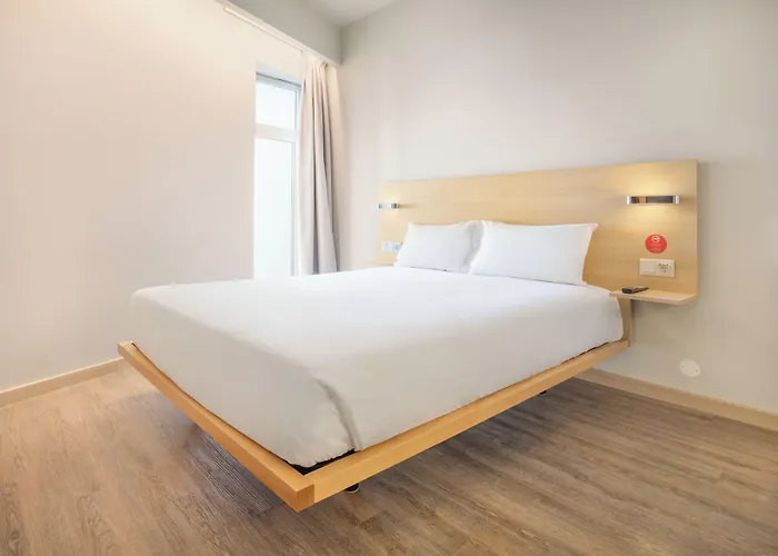 Moov Hotel Évora