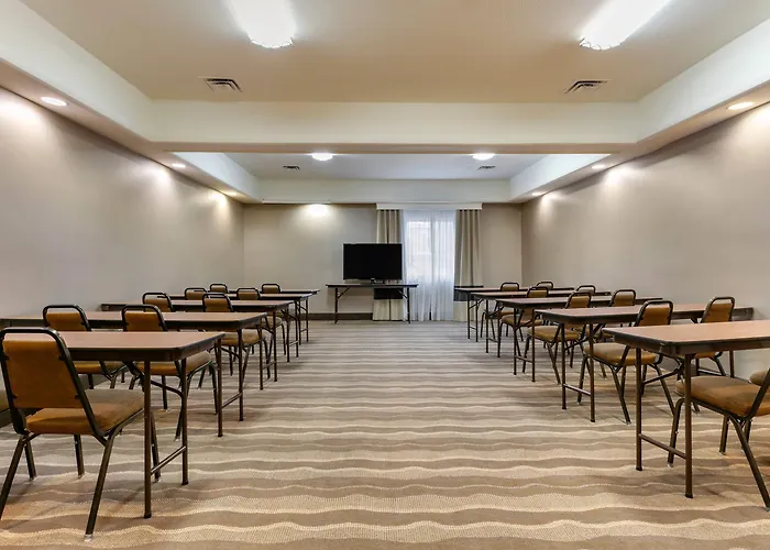Comfort Suites Batesville