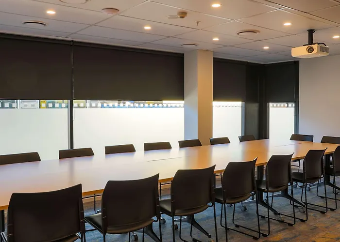 Ramada By Wyndham Wellington Taranaki Street