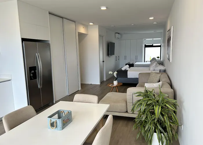 Bee Suites Escalante - San Jose