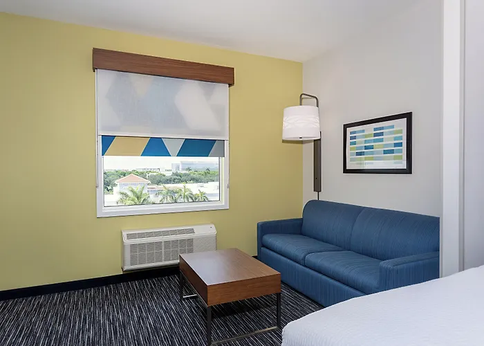 Holiday Inn Express & Suites - Miramar By Ihg