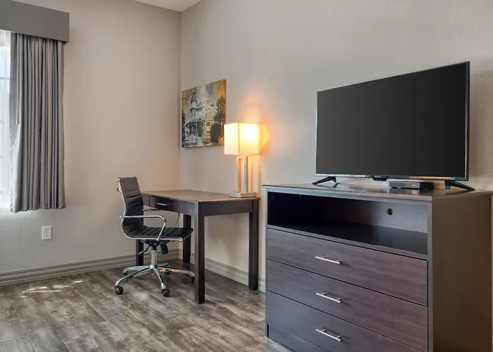 Best Western Plus Saint Peter