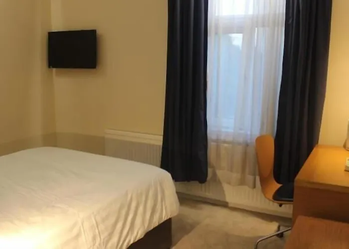 Corona Hotel Rotherham Sheffield Meadowhall