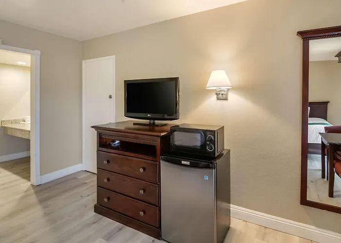 Quality Inn & Suites El Cajon San Diego East
