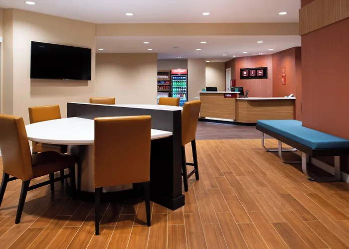 Towneplace Suites By Marriott St. Louis Chesterfield