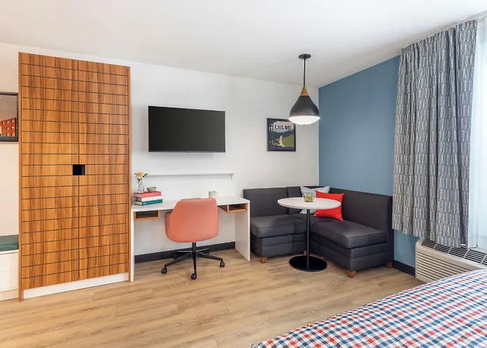 Uptown Suites Extended Stay Denver Co -Westminster
