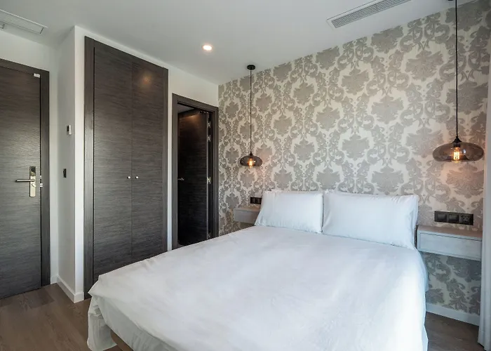 The Orange House Boutique Hotel And Upstairs Rooftop Bar Center Of La Cala De Mijas 100M From The Beach
