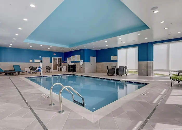 Hampton Inn & Suites Cincinnati Midtown Rookwood