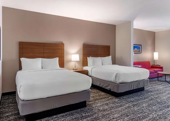 Best Western Plus Coachella Valley Inn & Suites