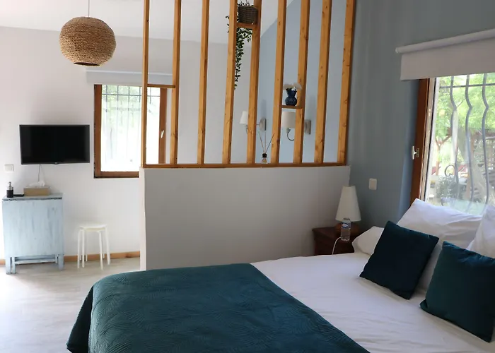 Le Mas des Cerisiers JACUZZI et SAUNA inclus pour tous les logements